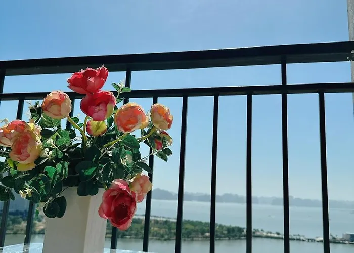 The Bay - Căn Hộ View Biển